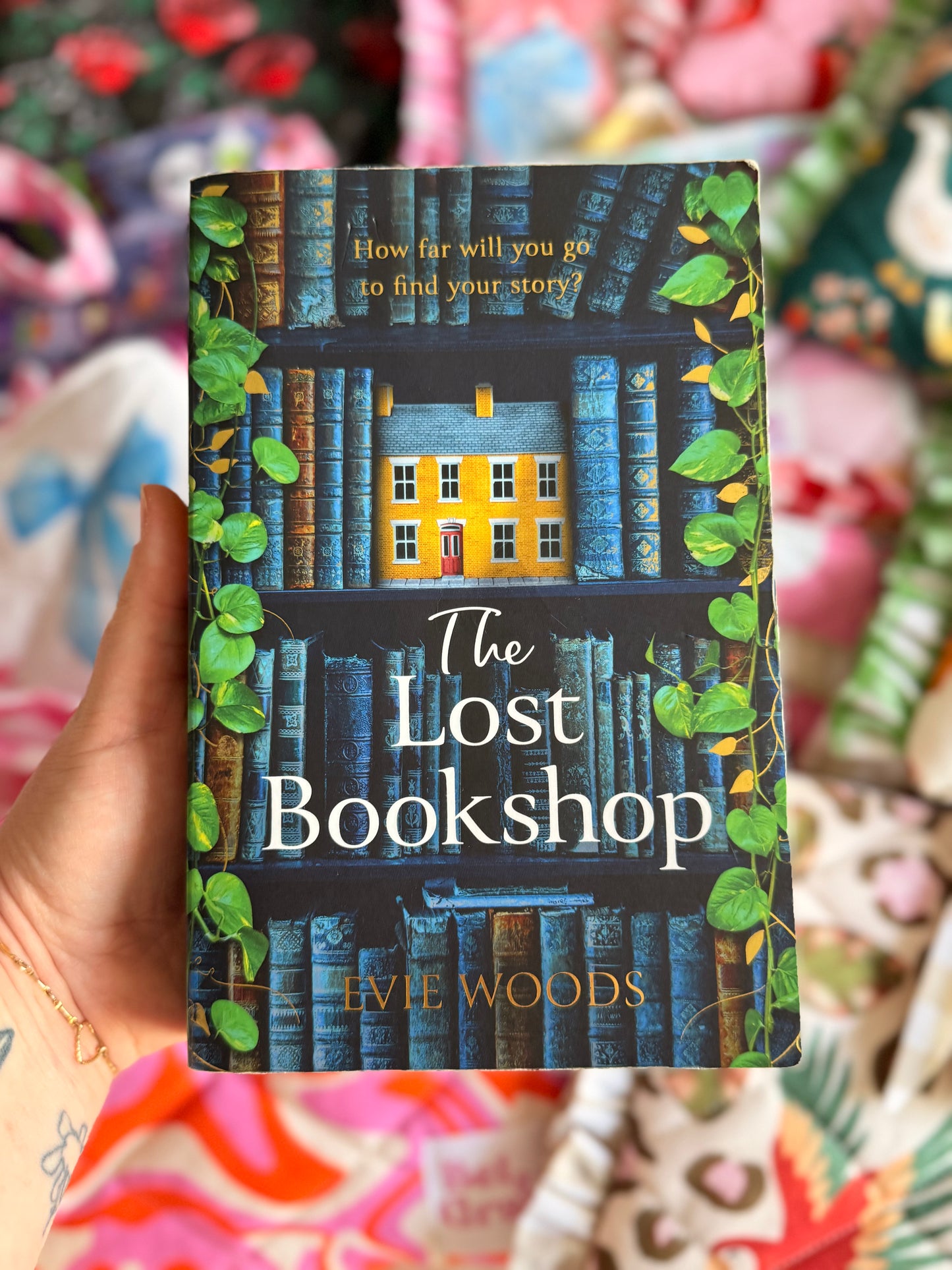Wicked Chapters Book Sleeve + The Lost Bookshop by Evie Woods 📚✨
