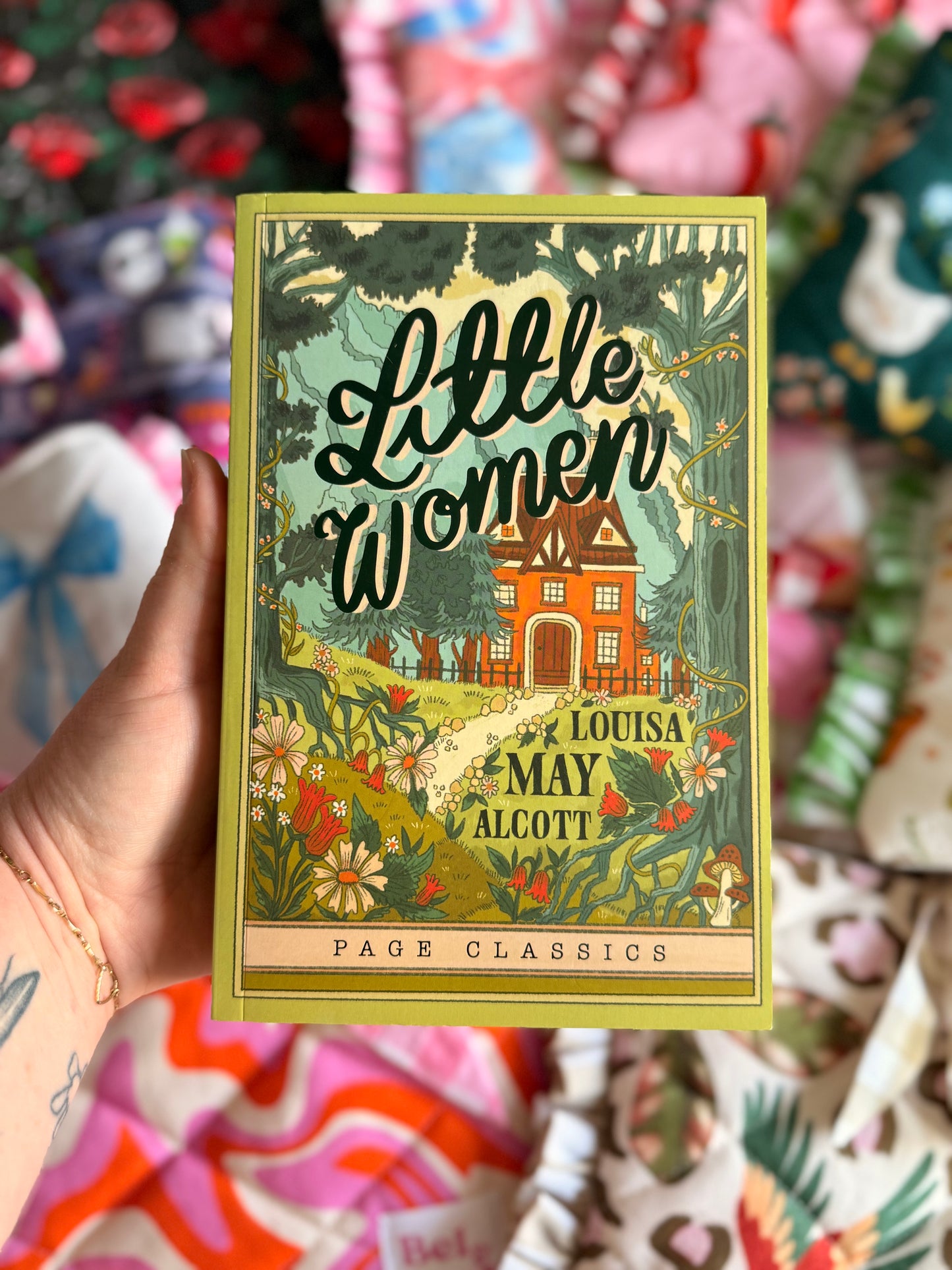 Green Thumb Book Sleeve + Little Women by Louisa May Alcott 📚🌿